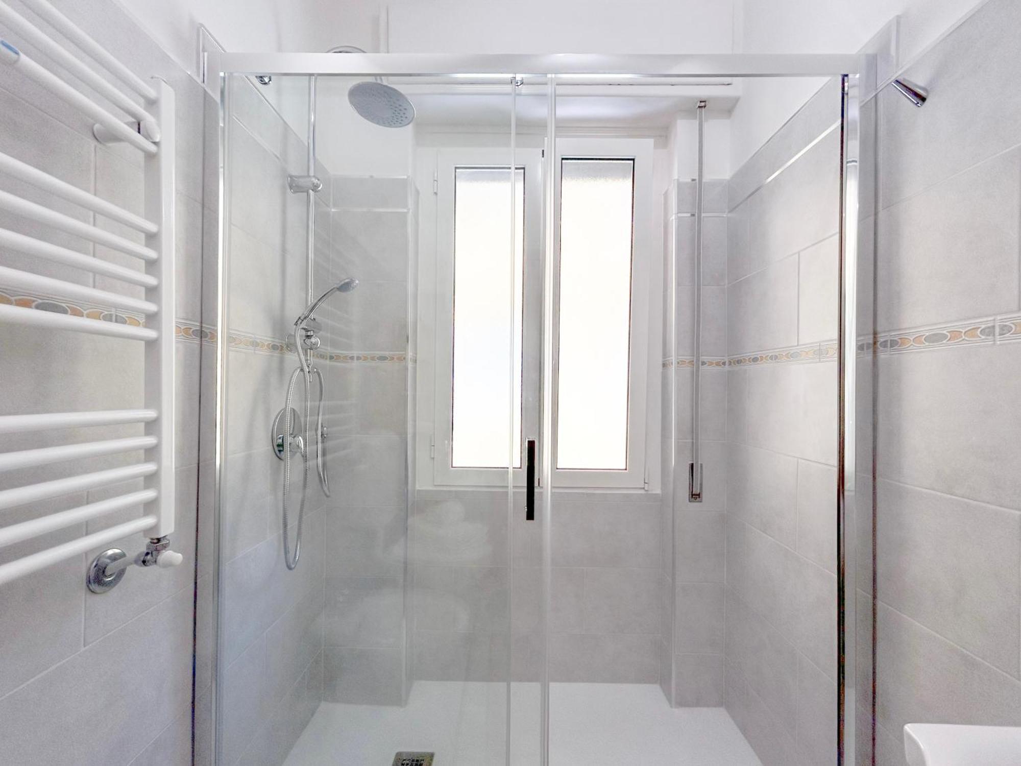 Appartement Elegant House - Centro - 400Mt Dal Mare à Vintimille Extérieur photo